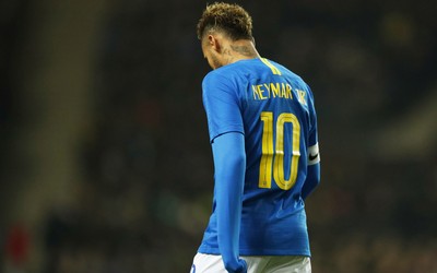 XK体育独家-东道主魔咒再现卡塔尔出局