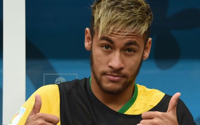 XK体育焦点-乌克兰队球迷不离不弃支持